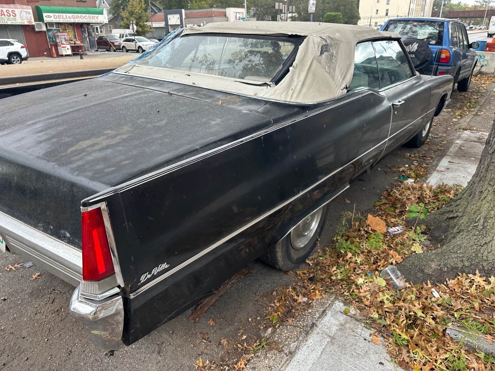 Cadillac-DeVille-1969-Convertible-10