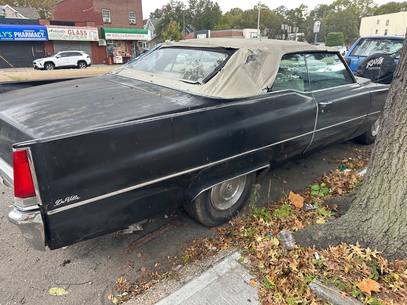 Cadillac-DeVille-1969-Convertible-5