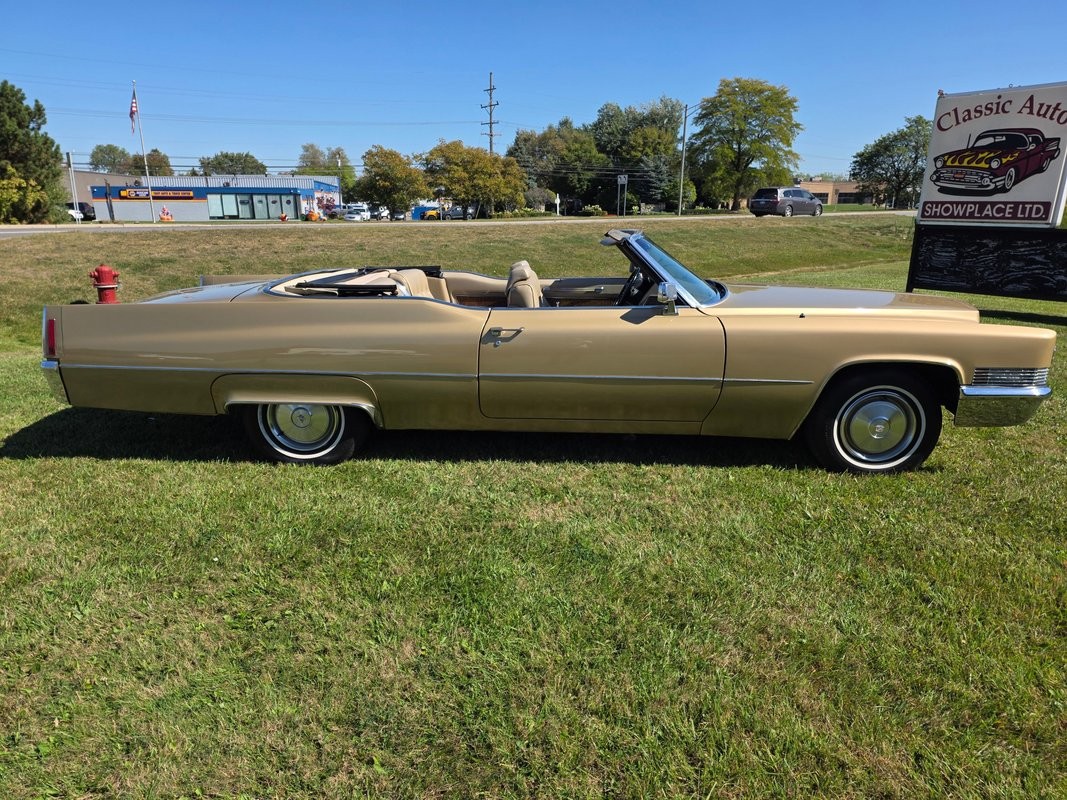 Cadillac-DeVille-1970-12