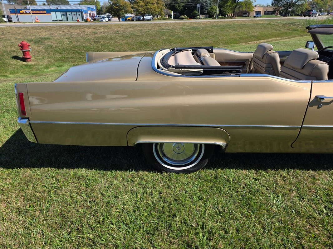 Cadillac-DeVille-1970-17