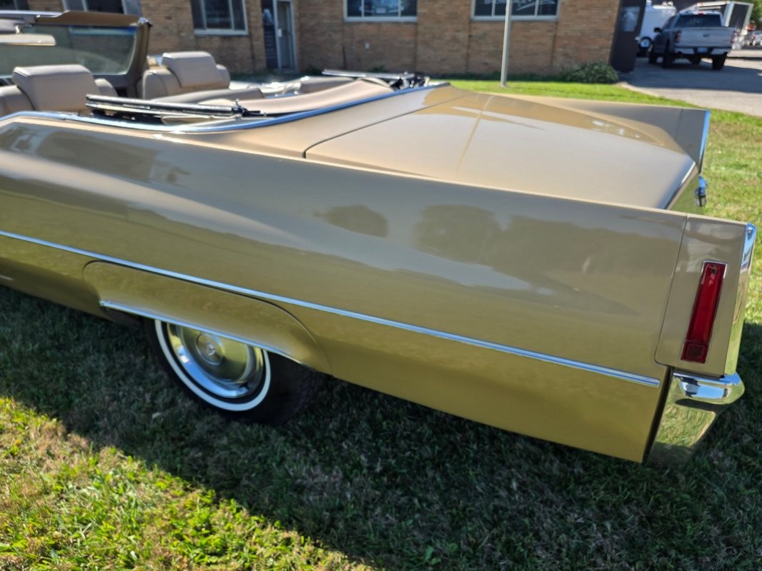 Cadillac-DeVille-1970-24