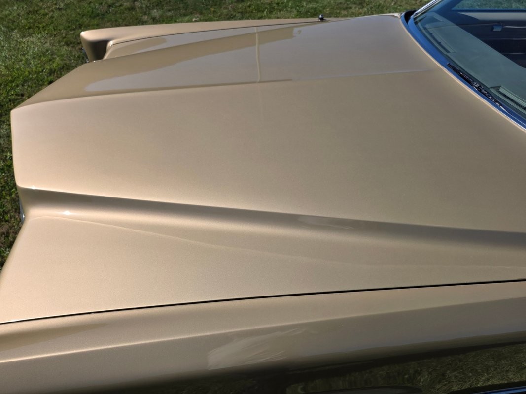 Cadillac-DeVille-1970-35