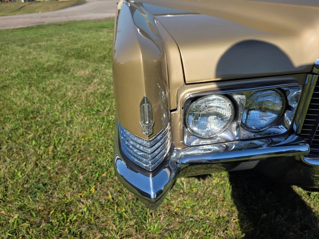 Cadillac-DeVille-1970-37