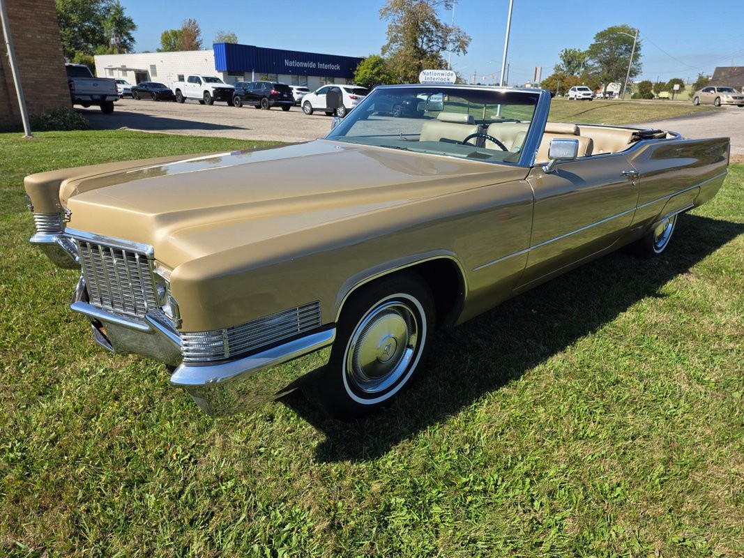 Cadillac-DeVille-1970-4
