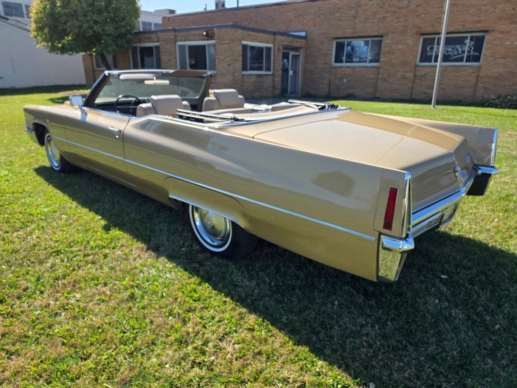 Cadillac-DeVille-1970-7