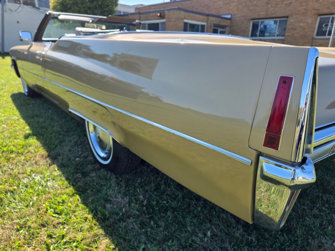 Cadillac-DeVille-1970-8