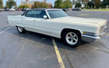Cadillac-DeVille-1970-Sedan-7