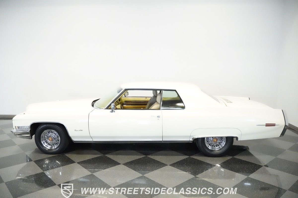 Cadillac-DeVille-1971-Coupe-10