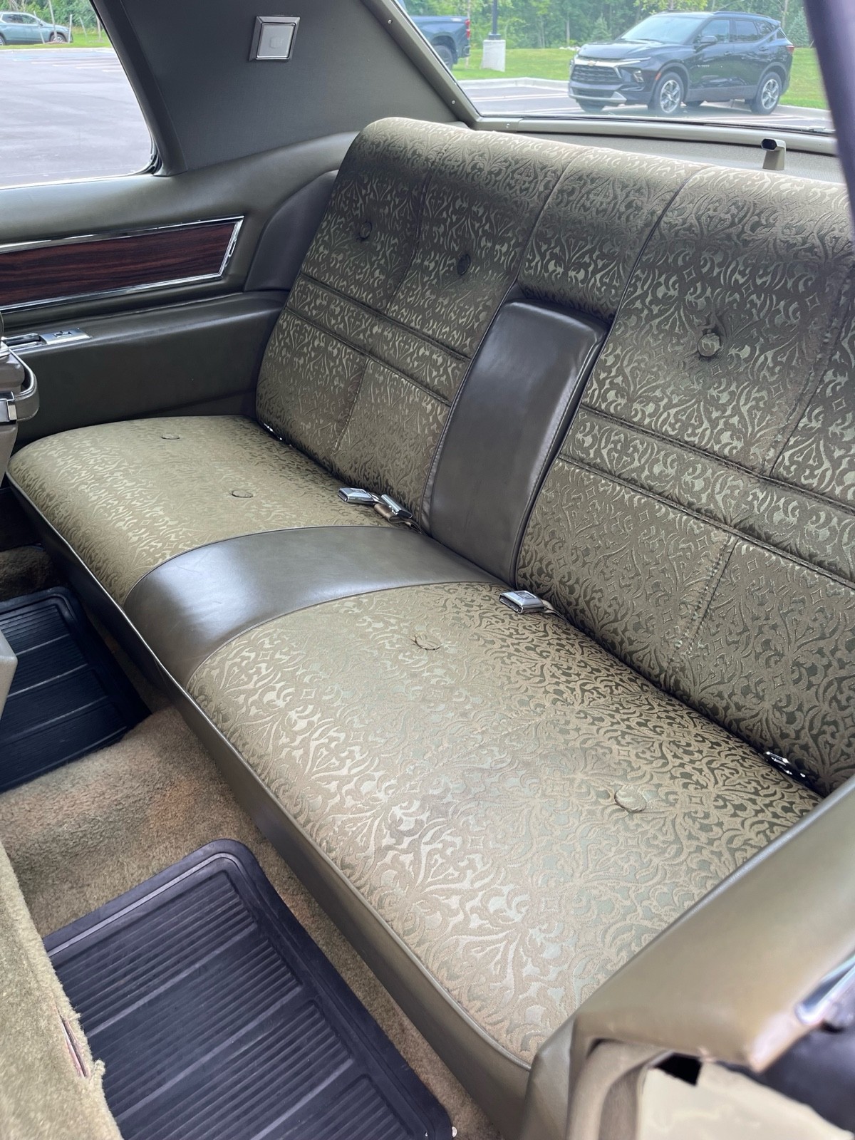 Cadillac-DeVille-1972-Coupe-17