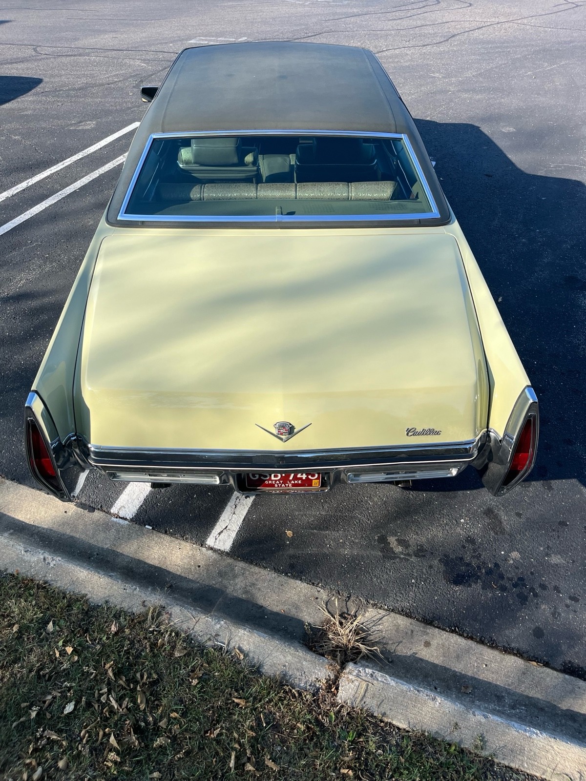 Cadillac-DeVille-1972-Coupe-4