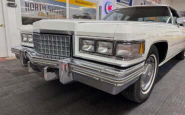 Cadillac-DeVille-1975-8