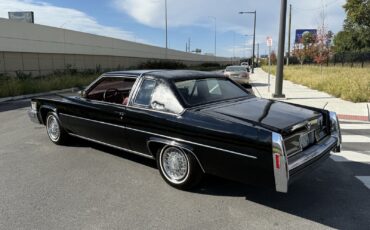 Cadillac-DeVille-1979-1