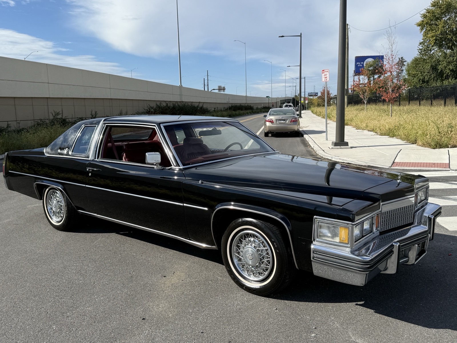 Cadillac-DeVille-1979-4