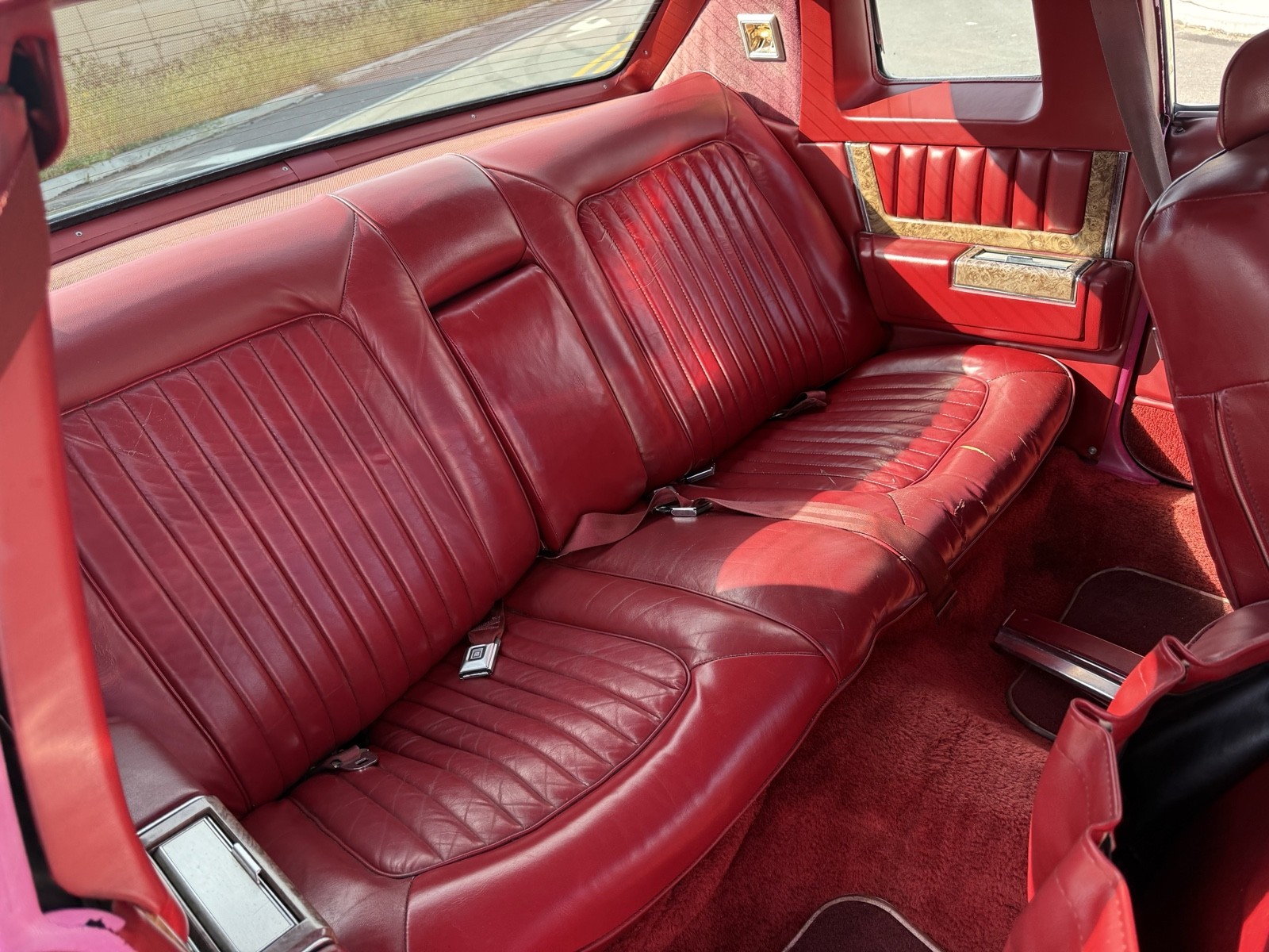 Cadillac-DeVille-1979-9
