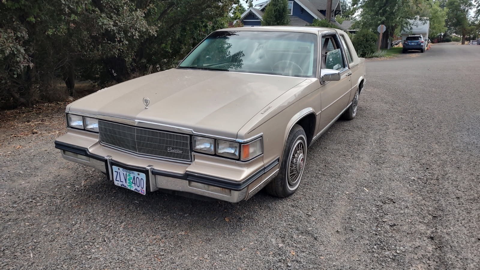 Cadillac-DeVille-1985-2-Door-Coupe