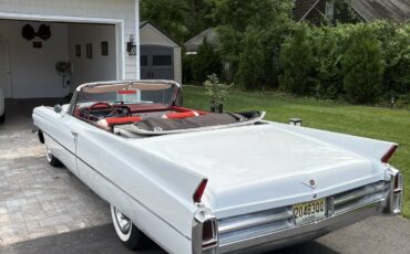 Cadillac-Deville-1963-White-Red-And-White-3
