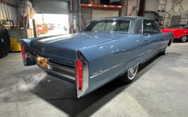 Cadillac-Deville-1966-Blue-12