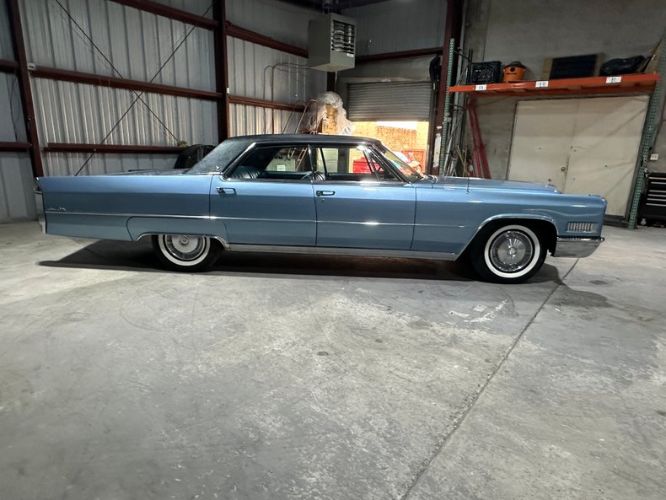 Cadillac-Deville-1966-Blue-13