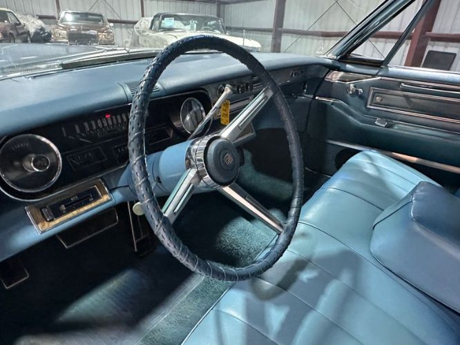 Cadillac-Deville-1966-Blue-4