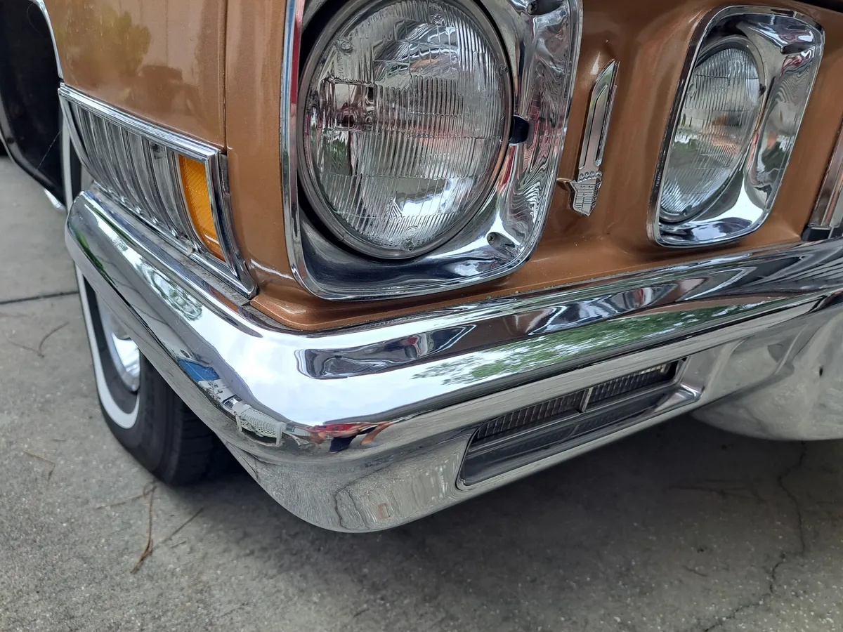 Cadillac-Deville-1971-Duchess-Gold-White-11