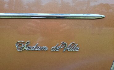 Cadillac-Deville-1971-Duchess-Gold-White-13