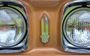 Cadillac-Deville-1971-Duchess-Gold-White-15