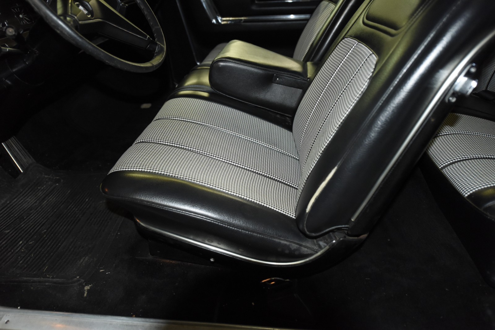 Cadillac-Eldorado-1967-Coupe-10