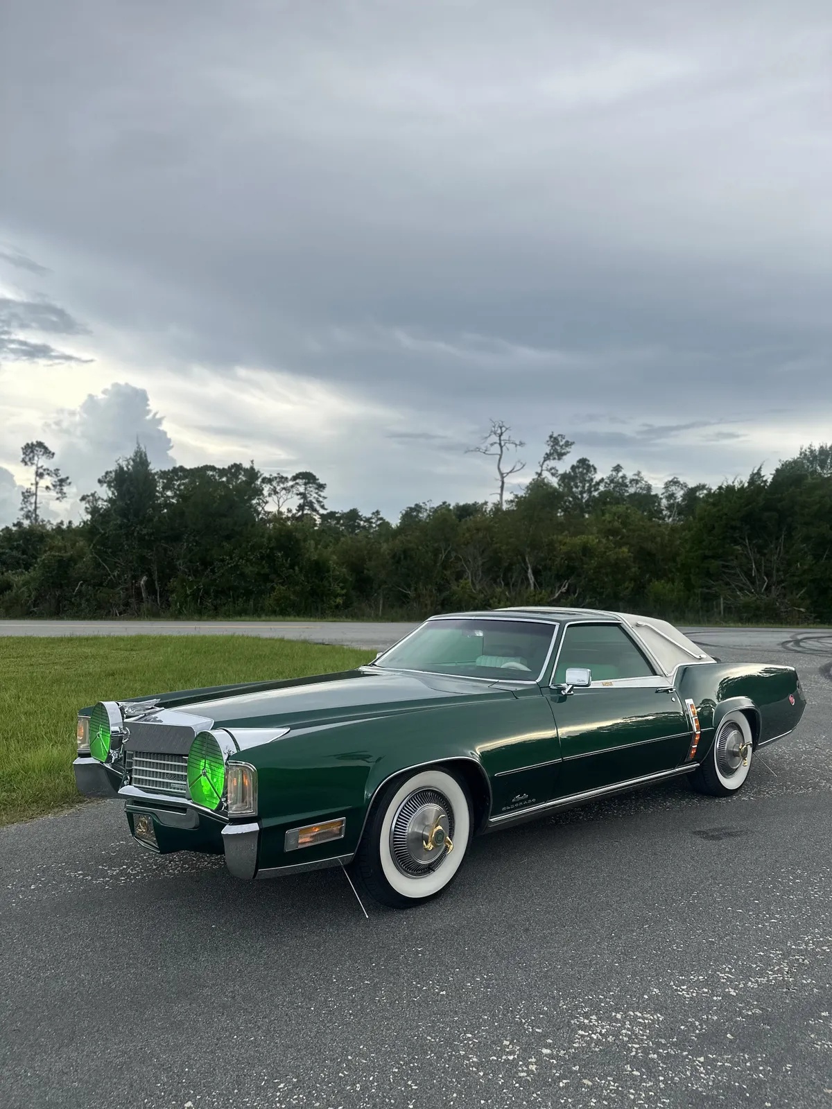 Cadillac-Eldorado-1970-Green-White-And-Green-11