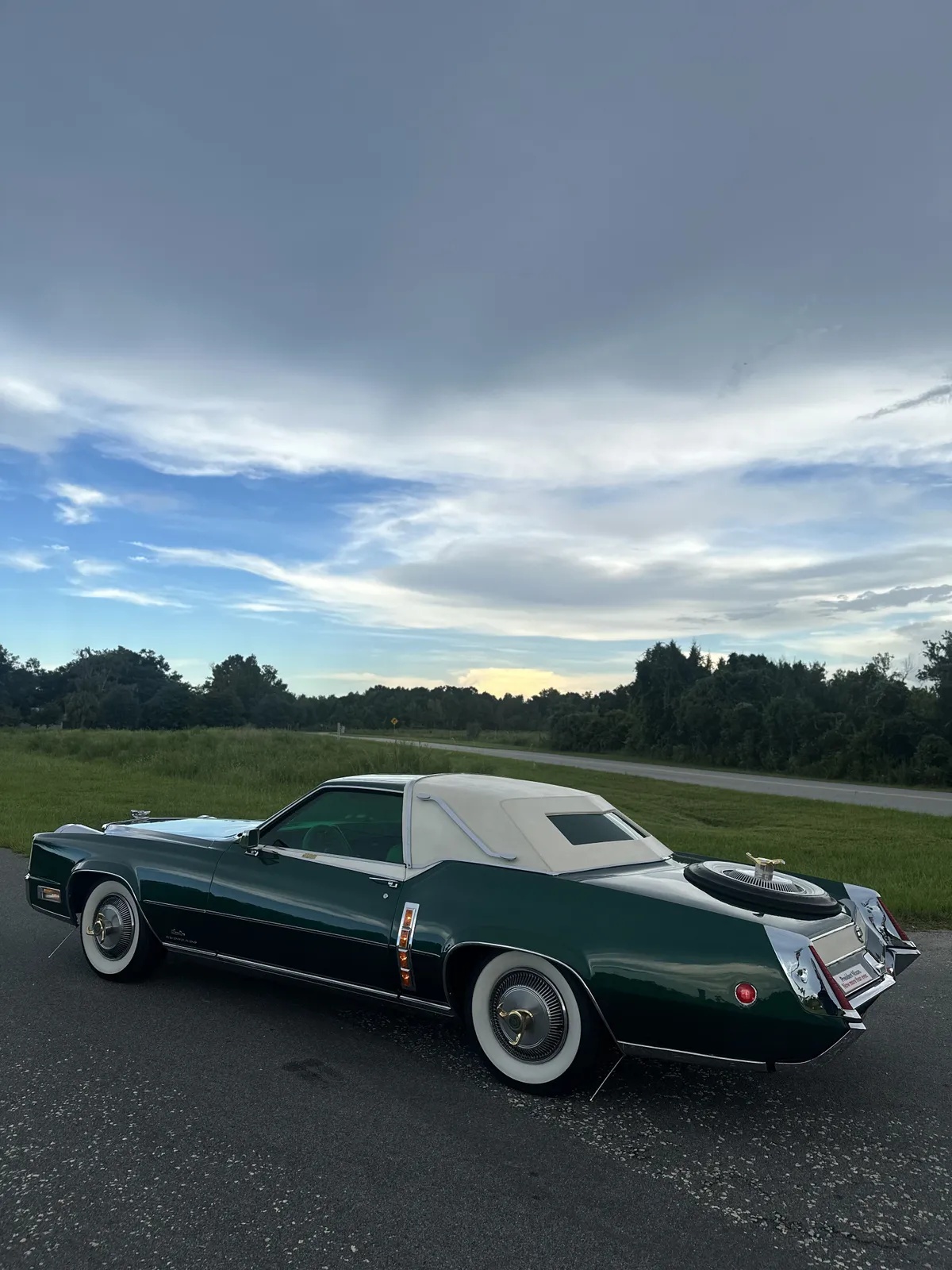 Cadillac-Eldorado-1970-Green-White-And-Green-13