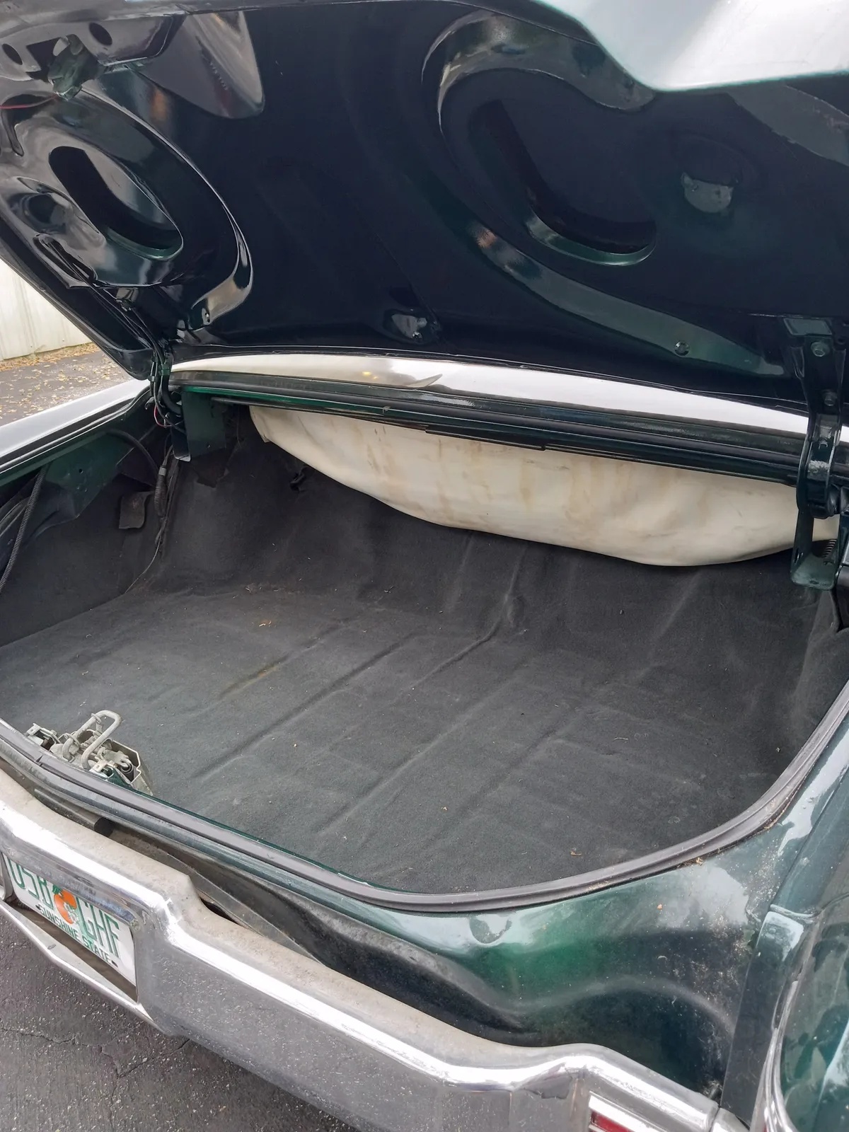 Cadillac-Eldorado-1972-Dark-Green-Tan-8