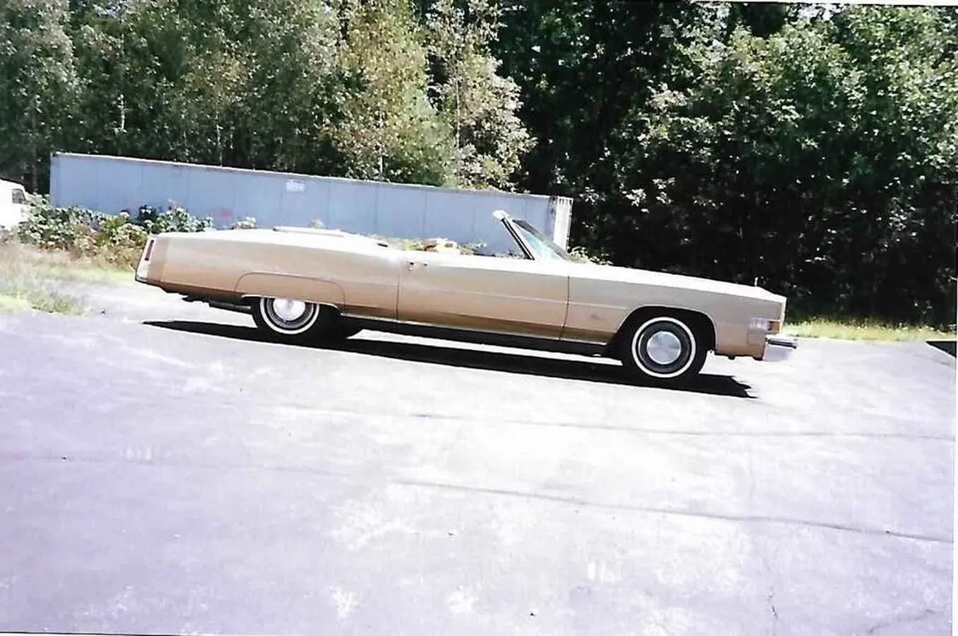 Cadillac-Eldorado-1974-Gold-Gold-1