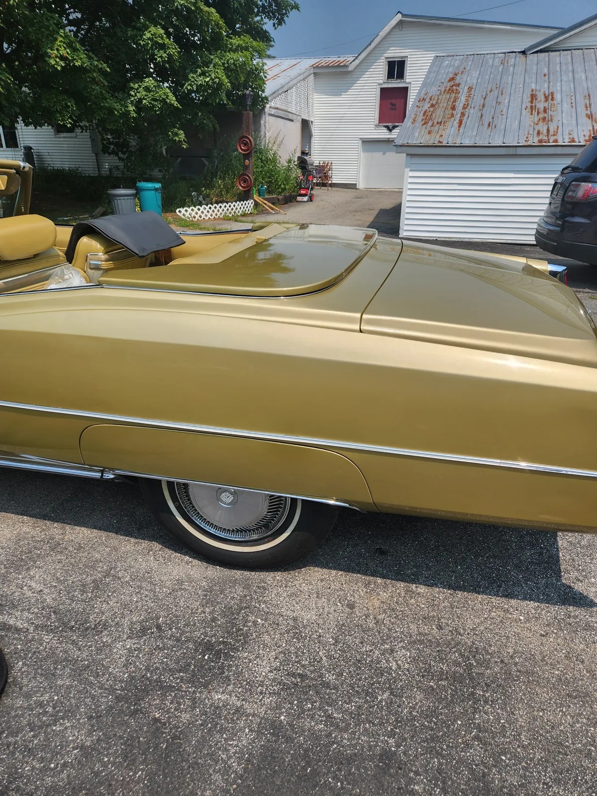 Cadillac-Eldorado-1974-Gold-Gold-7