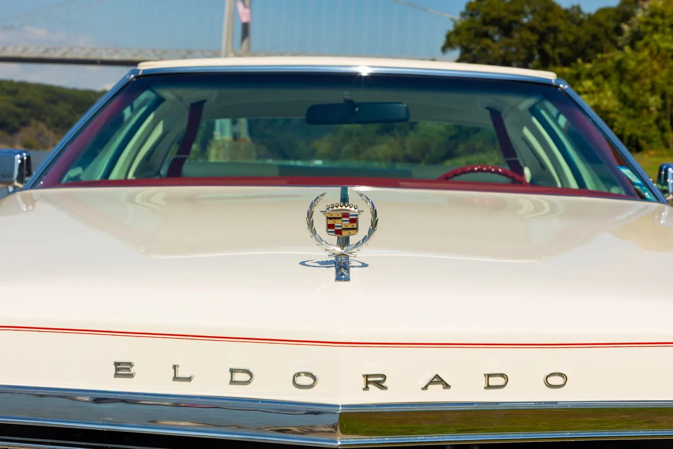Cadillac-Eldorado-1977-Cotillon-White-White-12