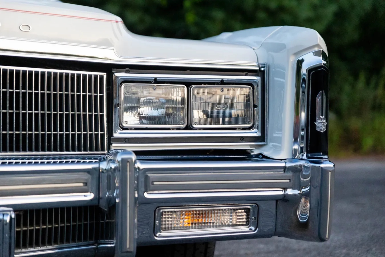 Cadillac-Eldorado-1977-Cotillon-White-White-13