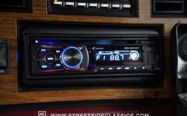 Cadillac-Eldorado-1984-Autumn-Maple-Firemis-Dark-Carmine-Red-42