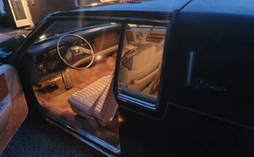 Cadillac-Eldorado-1984-Black-Gray-11