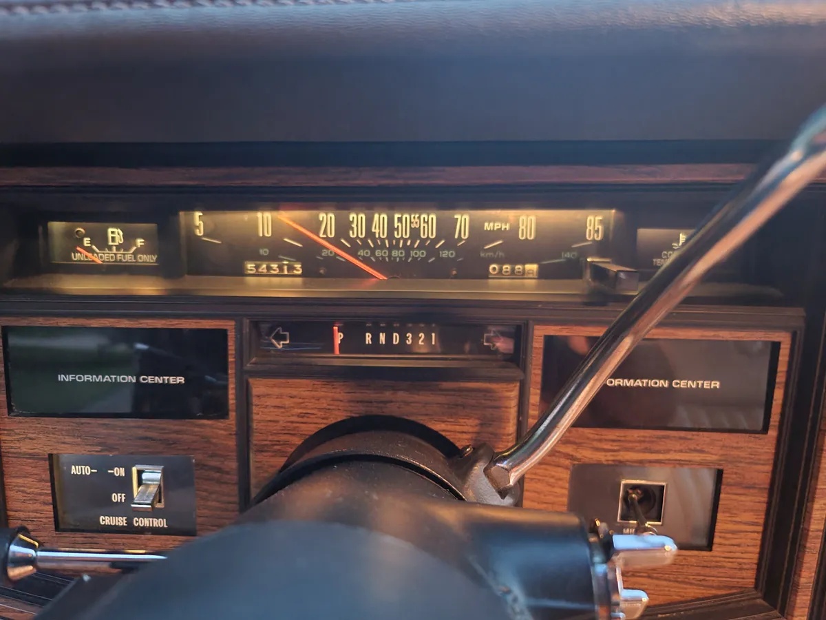 Cadillac-Eldorado-1984-Black-Gray-18