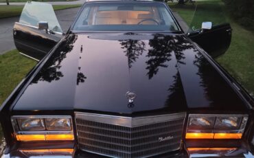 Cadillac-Eldorado-1984-Black-Gray-5