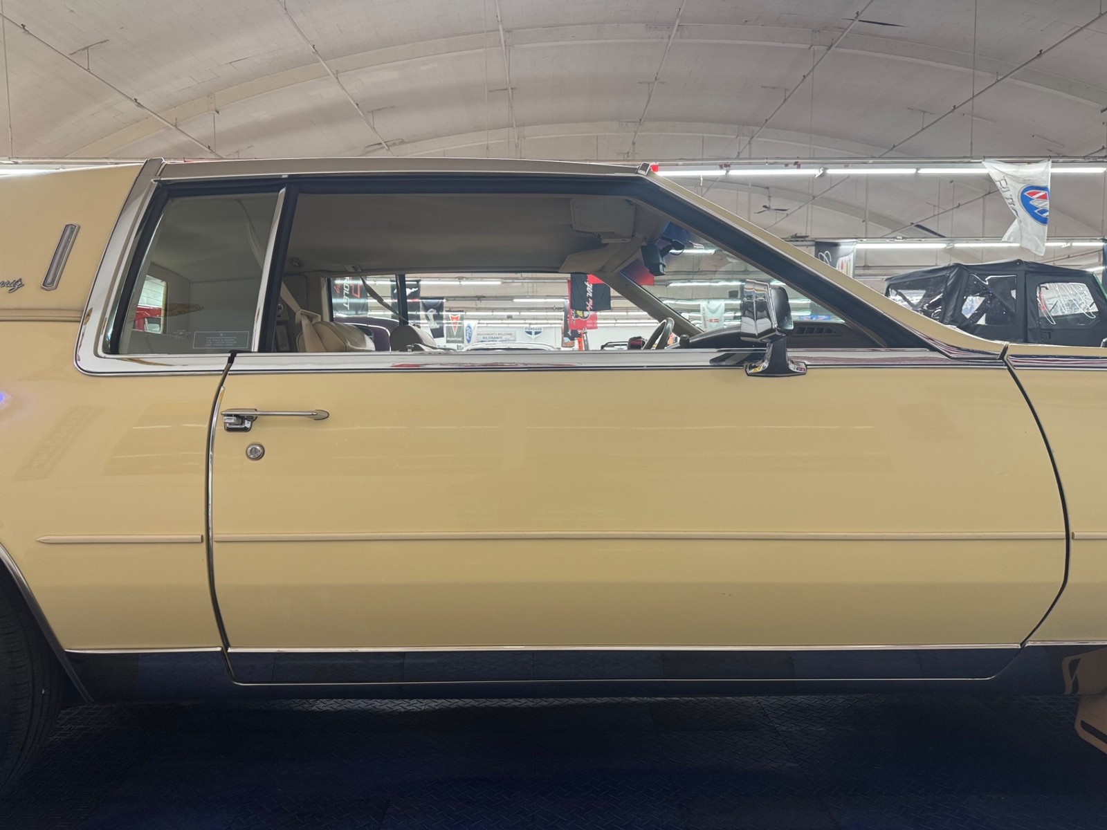 Cadillac-Eldorado-1985-Coupe-25