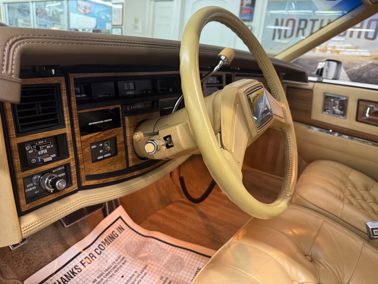 Cadillac-Eldorado-1985-Coupe-32