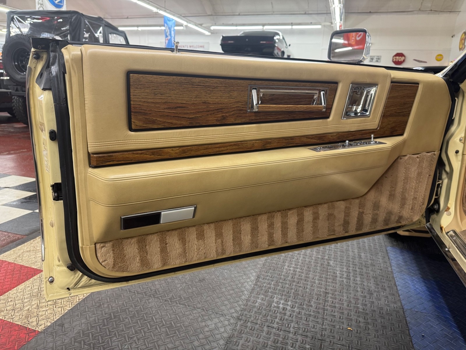Cadillac-Eldorado-1985-Coupe-36