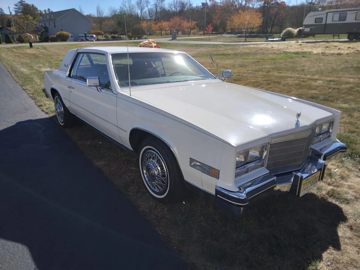 Cadillac-Eldorado-1985-White-Red-5