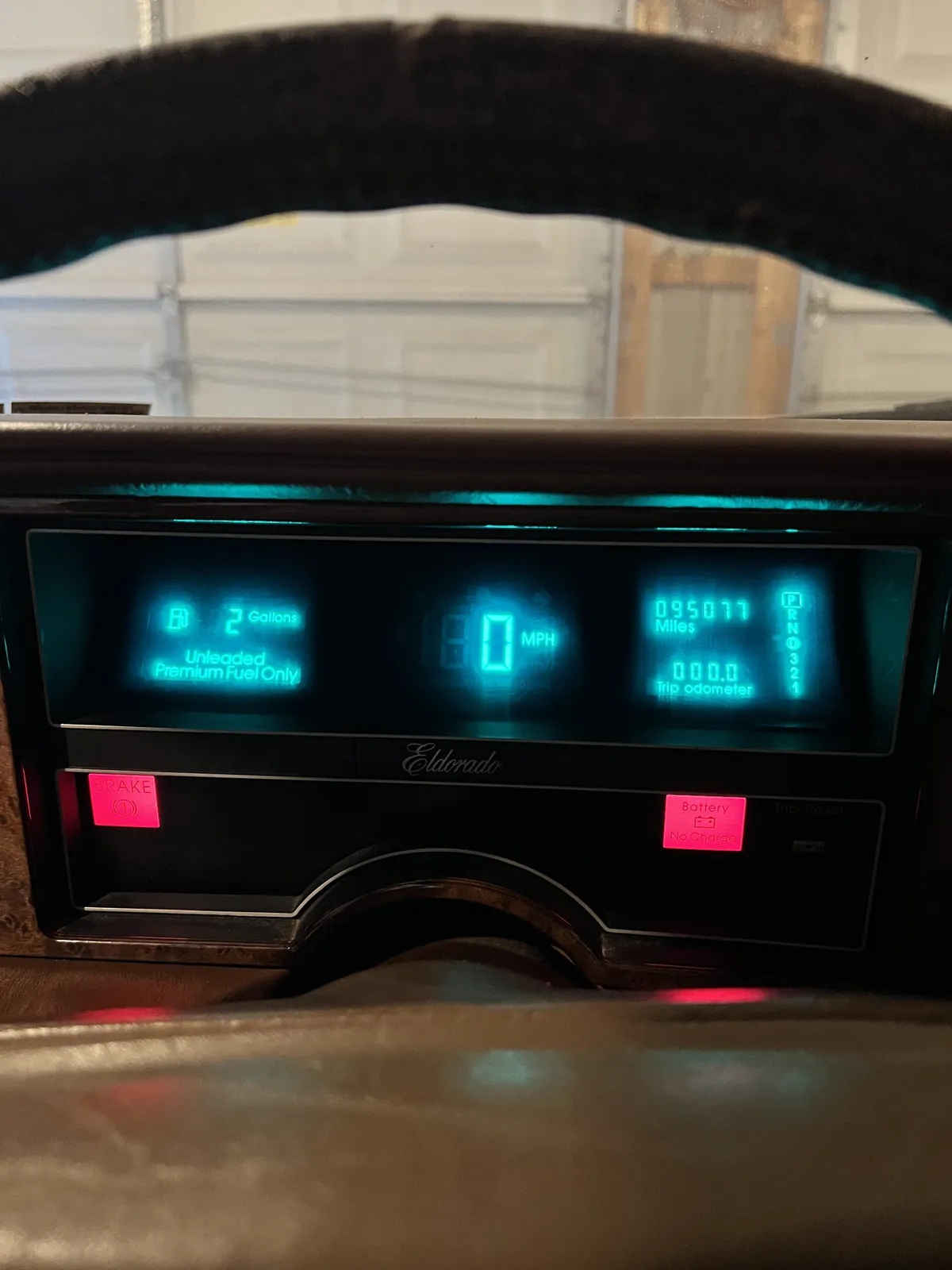 Cadillac-Eldorado-1990-Crimson-Beechwood-3