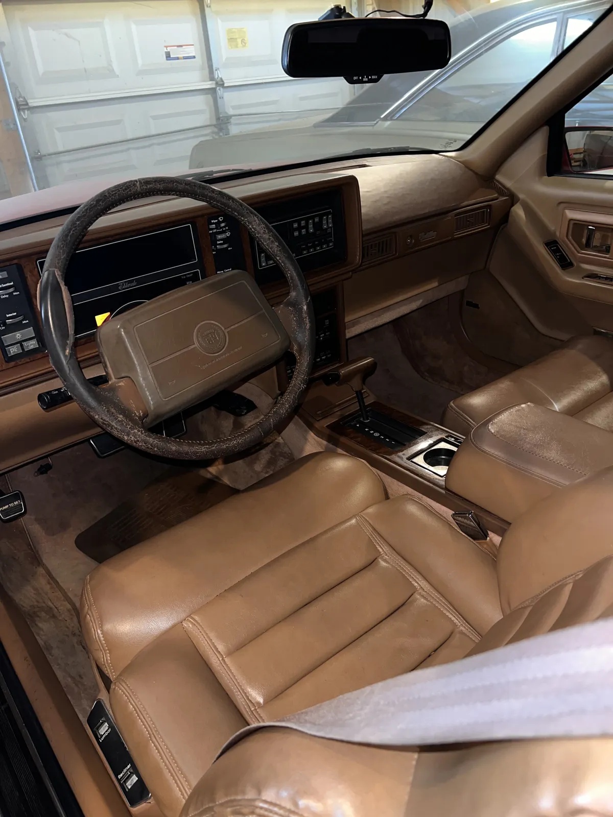 Cadillac-Eldorado-1990-Crimson-Beechwood-7