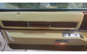 Cadillac-Eldorado-biarritz-1978-Yellow-Yellow-7