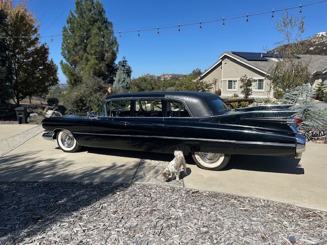Cadillac-Fleetwood-1959-Sedan-2