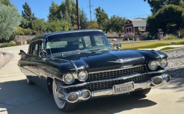 Cadillac-Fleetwood-1959-Sedan