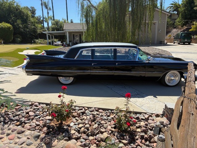 Cadillac-Fleetwood-1959-Sedan-4