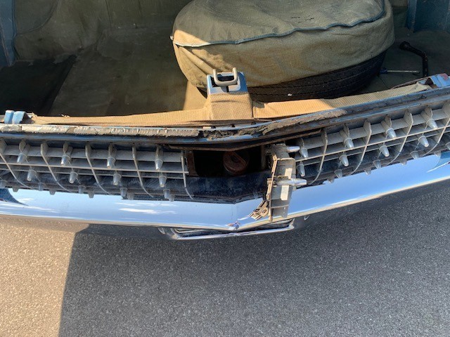 Cadillac-Fleetwood-1960-Sedan-16