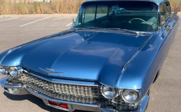 Cadillac-Fleetwood-1960-Sedan